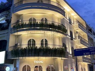 Bán nhà mt ngay nguyễn gia trí  8x17m  cn 110m  3 tầng  hđ 70tr/th  giá chỉ 45 tỷ