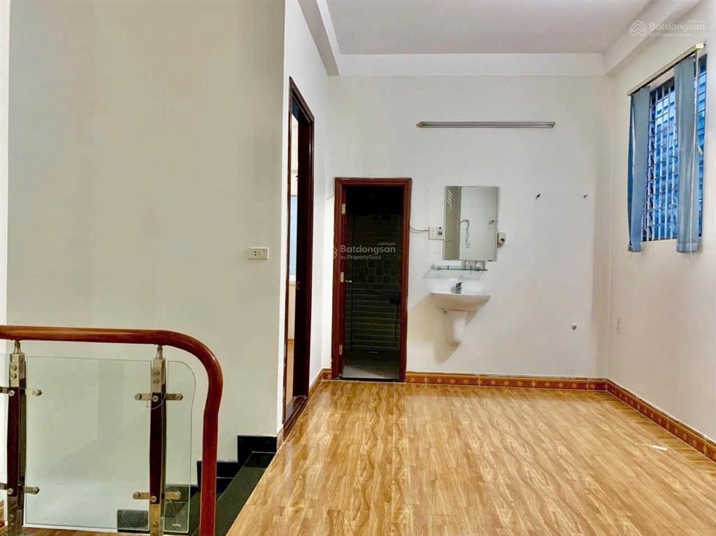 Chỉ 13 tỷ mặt phố nguyễn công trứ,kinh doanh sầm uất,vị trí vip quận hai bà trưng