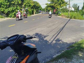 Thế đất đẹp, view thoáng , nhìn ra cánh đồng , gần khu rừng dừa 7 mẫu nỗi tiếng của hội an.