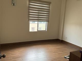 Cho thuê căn hộ chung cư 107 m2 tại quận 3 đường cmt8