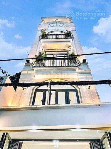 Cô loan cần bán gấp căn huỳnh văn bánh giá chỉ 2ty350 shr
