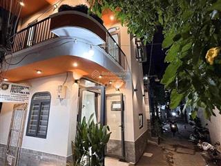 Chú 8 cần bán nhà gấp đường nguyễn thiện thuật, bình thạnh giá chỉ 2ty990