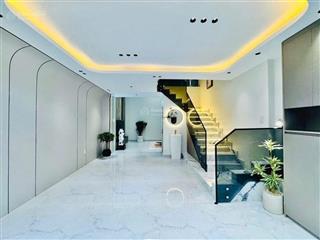 Anh bảy cần bán gấp nhà tân bình giá ngộp chỉ 3ty500tr còn tl