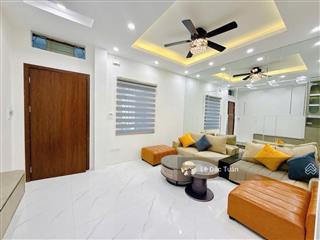 Bán tập thể hoàng quốc việt, cầu giấy 60m2 tầng 3, 2 ngủ nội thất đẹp chỉ 3.85 tỷ