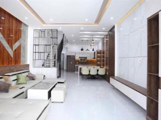 Gia đình cần bán gấp nhà hẻm lê trực, phường 7, quận bình thạnh. giá 3tỷ150/60m2