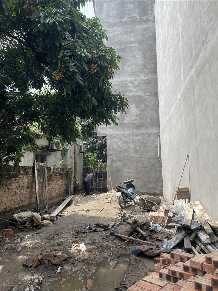 Đất di trạch 3.6 tỷ. 41,3m2 bố mẹ mới sang tên cho em mảnh đất, giờ cần tiền đầu tư em bán