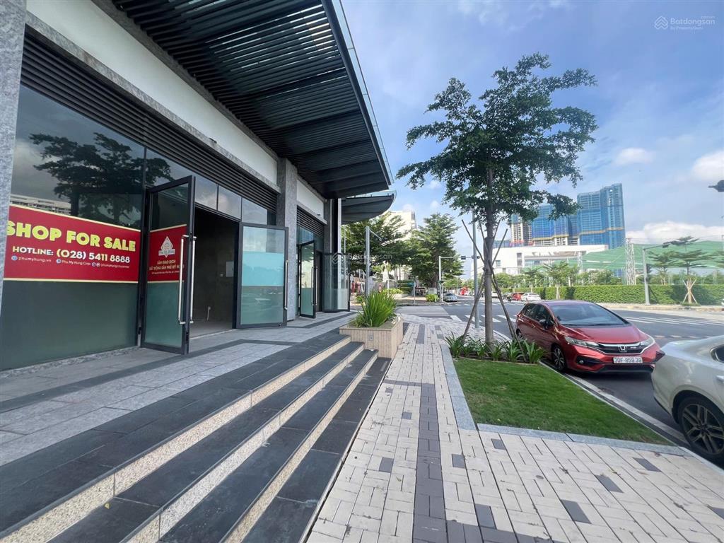 Cho thuê mặt bằng shop cardinal court đường raymon 157m2 giá tốt nhất