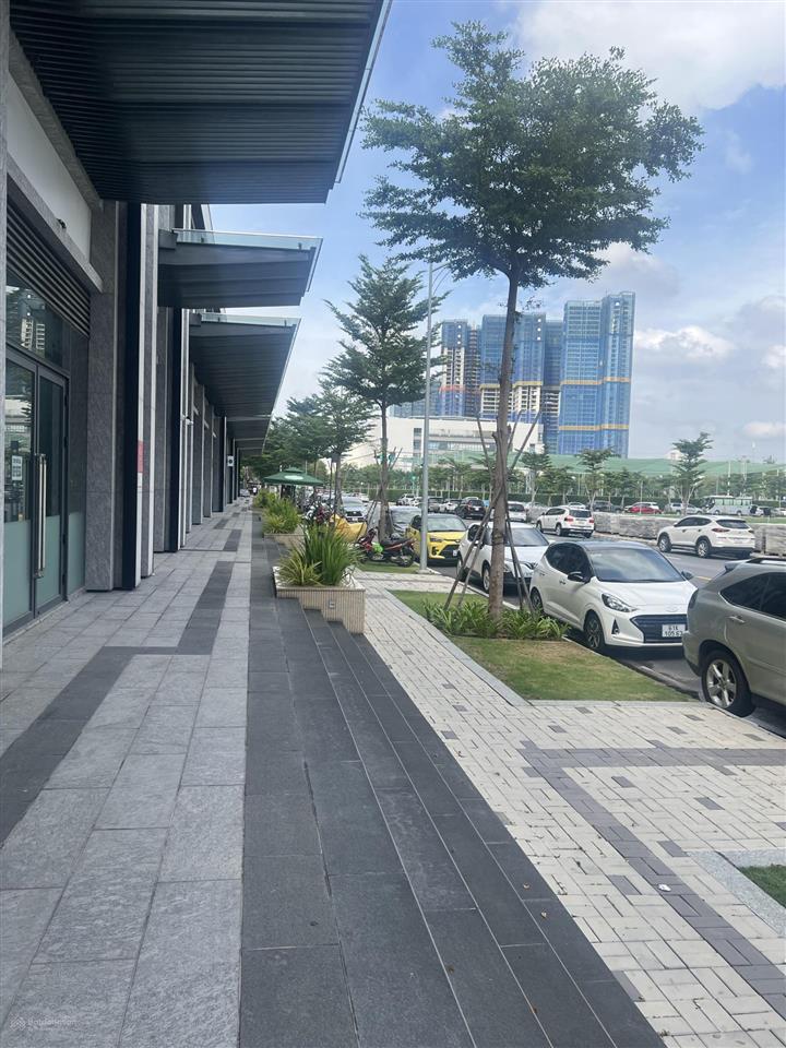 Cho thuê mặt bằng shop cardinal court đường raymon 157m2 giá tốt nhất