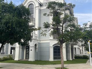 Biệt thự góc 2mt đường d2a vinhomes grand park, ngay bến du thuyền,dt 243m2 ck 6% chỉ còn 75 tỷ