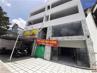 Cho thuê văn phòng dt 104m2 đã chia ra làm 2 phòng và 1 ban công giá rẻ thuận tiện kinh doanh