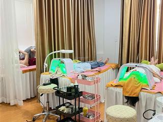 Sang nhượng mặt bằng spa đầy đủ nội thất vị trí đẹp & sân rộng, vào là kinh doanh ngay chỉ 159tr/th