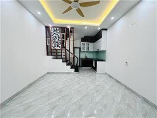 Vĩnh hưng, 20m oto tránh, 3 gác ngõ thông tứ phía, dt 34m2*5t, mt 4m, giá 6,1 tỷ