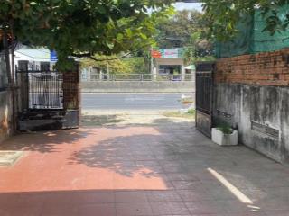 Cho thuê nhà nguyên căn. gần biển số 4