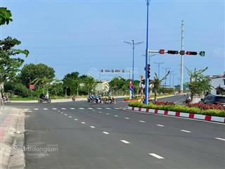 Bán đất mặt tiền hàng điều  phước thắng (p11 cũ), 105m2 (5x22)m, giá 80 triệu/m2 (8.4 tỷ)