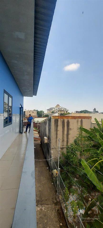 Ngay đình phong phú, q9, nhà 1 trệt 1 lầu đẹp vô ở ngay. ô tô ngủ nhà 13x8, chỉ 5 tỷ