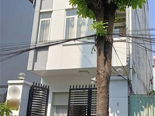 Cần bán gấp nhà đẹp 1 trệt 3 lầu khu 17,3ha an phú giá cực tốt!