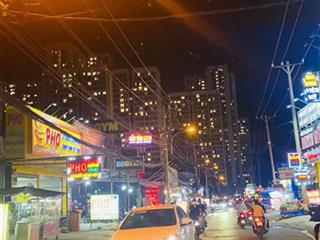 Phong chuyên nhà phố giá rẻ TPHCM