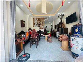 Nhà 3 tầng đẹp long trường  tặng full nội thất chỉ 5.45 tỷ