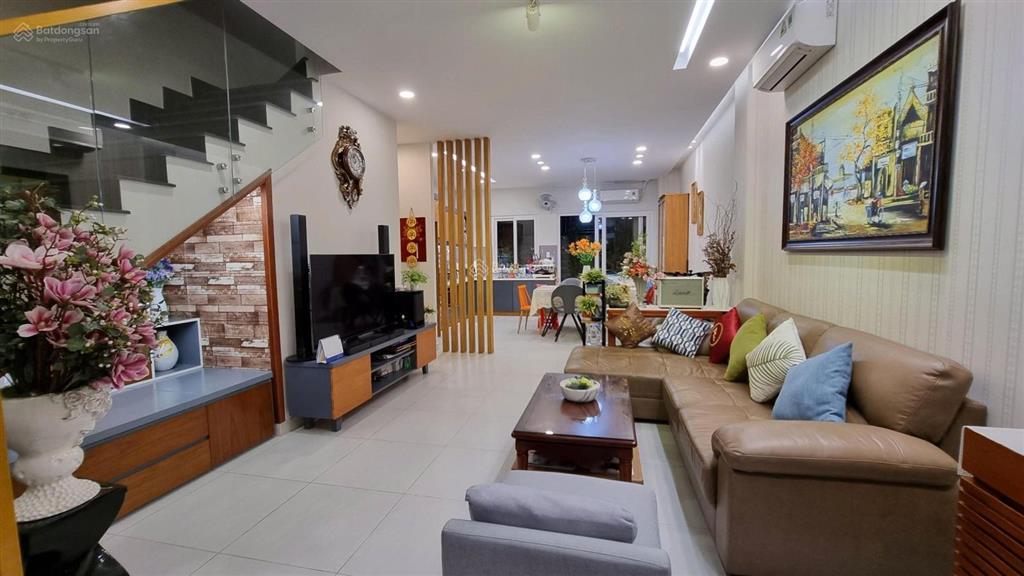 Chính chủ bán nhà tại mega ruby khang điền. đã hoàn công, để full nội thất,  0911 026 ***