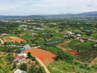 Chính chủ bán 3700m2, sẵn có 800m2 thổ cư, 2 mặt tiền đường ngay trung tâm xã đông thanh