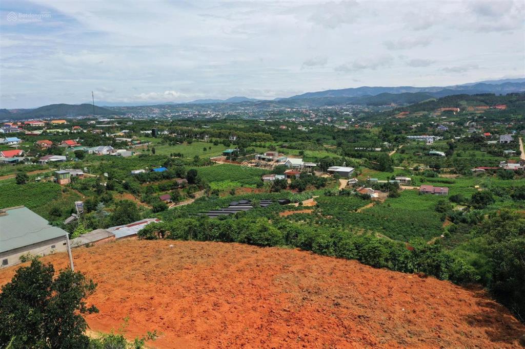 Chính chủ bán 3700m2, có 800m2 thổ cư, 2 mặt tiền đường dài 120 mét ngay trung tâm xã đông thanh