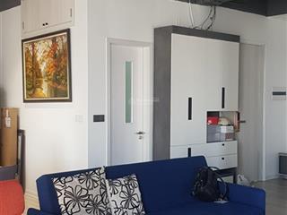Chính chủ cho thuê căn hộ chung cư 2pn 2vs, diện tích 108m², căn đầy đủ nội thất