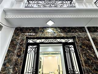 Bán nhà đình đông,ngõ nông, sân để xe riêng  hải phòng