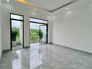 Nhà đẹp chính chủ gần ubnd xã long trạch cần đước long an, chỉ 2 tỷ3 95m2