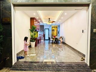 Bán nhà thạch bàn 45m2 ô tô thang máy hàng xóm aeon mall long biên chỉ hơn 8 tỷ