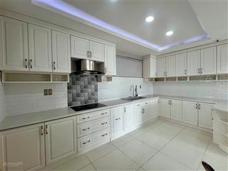 Nhà đẹp cần bán scenic valley 2, 75m, 2pn, 7.7tỷ còn thương lượng  em huệ