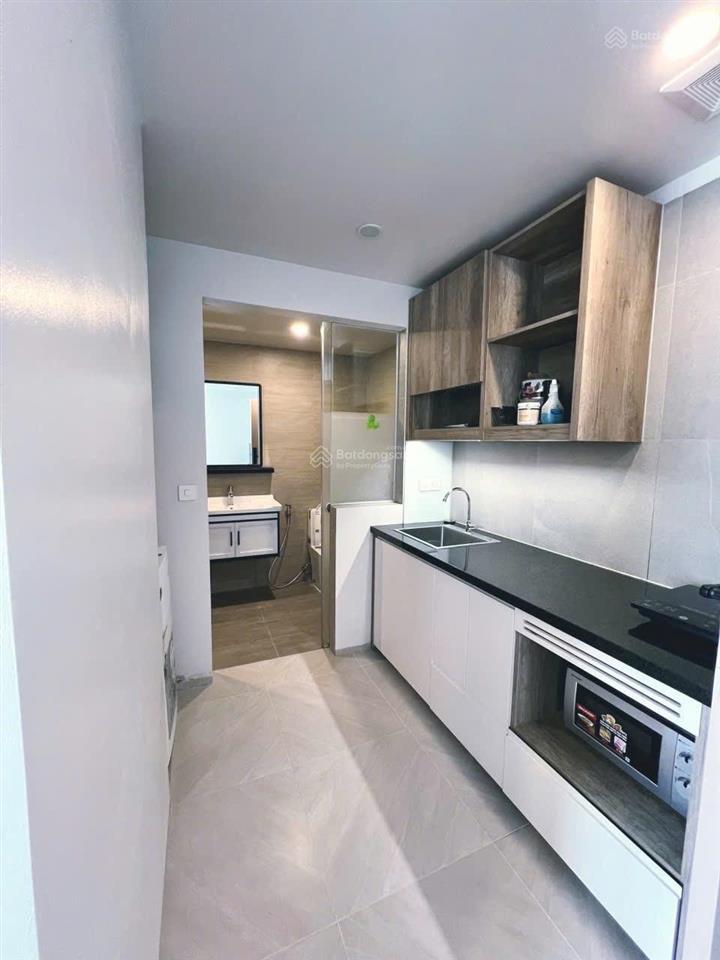Căn hộ 1pn ban công 40m2 chỉ 9,2tr gần siêu thị go, ufm, nguyễn thị thập, phú mỹ hưng