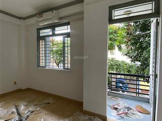 Căn hộ dịch vụ 30 ~ 40m2. tách bếp + 1pn + ban công. quận bình thạnh