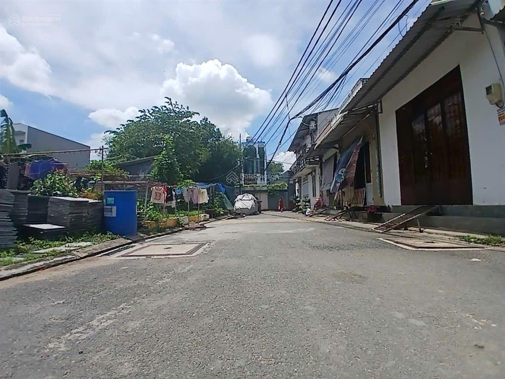 Bán lô đất nền 97m2 ngang 4.7m dài 22m đường lò lu. giá rẻ đầu tư bao khu vực. giá chỉ 4.5 tỷ.