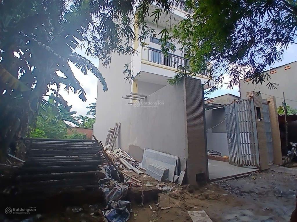Bán lô đất nền 97m2 ngang 4.7m dài 22m đường lò lu. giá rẻ đầu tư bao khu vực. giá chỉ 4.5 tỷ.