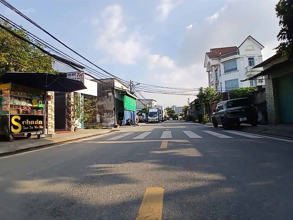 Bán nhà mặt tiền đường cầu xây 2. dt khủng 185m2 ngang 9m siêu bề thế 3pn 2wc. giá 10.5 tỷ bớt lộc