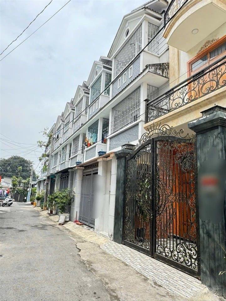 Bán nhà 3 tầng đường tân hòa 2, 56m2, 4pn, 3wc. đường xe tải thông tứ tung. giá 5.9 tỷ bớt lộc