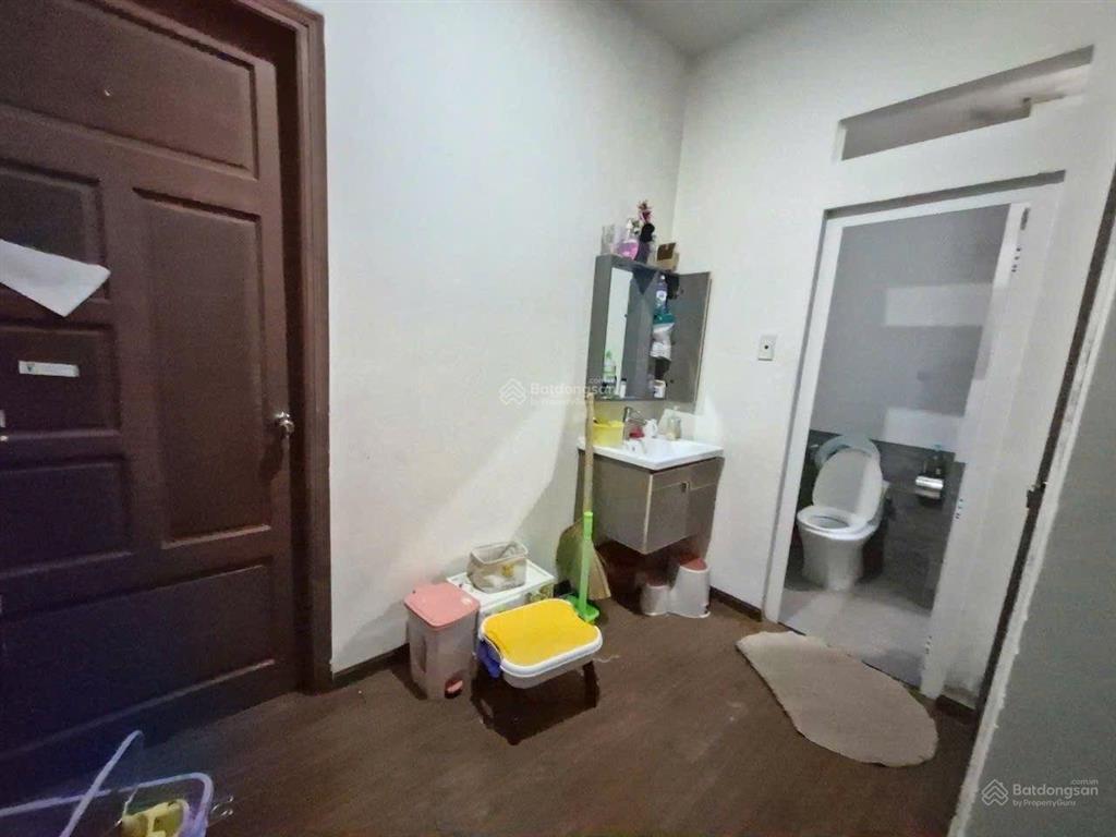 Bán nhà 3 tầng đường tân hòa 2, 56m2, 4pn, 3wc. đường xe tải thông tứ tung. giá 5.9 tỷ bớt lộc