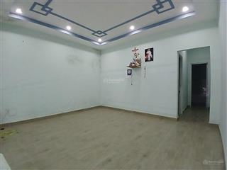 Bán nhà 2 tầng đường 898 phú hữu quận 9. dt 77m2, 3pn, 2wc. ko lỗi phong thủy. giá chỉ 3.5 tỷ