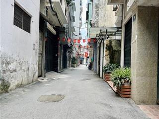 Bán nhà dân xây  kiên cố, chắc chắn, ngõ thông nhiều hướng, ô tô gần cách 15m, nhà mới về ở luôn