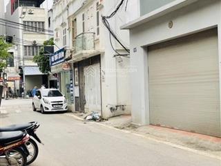 Bán đất tặng nhà c4 tứ liên, tây hồ  gần công an phường  chợ  vườn đào  trường học các cấp