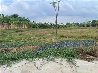 Cần ra lô đất vườn rộng 500m2/ 615 triêu ở tân trung cách quốc lộ 50 khoảng 40m2. sổ hồng riêng
