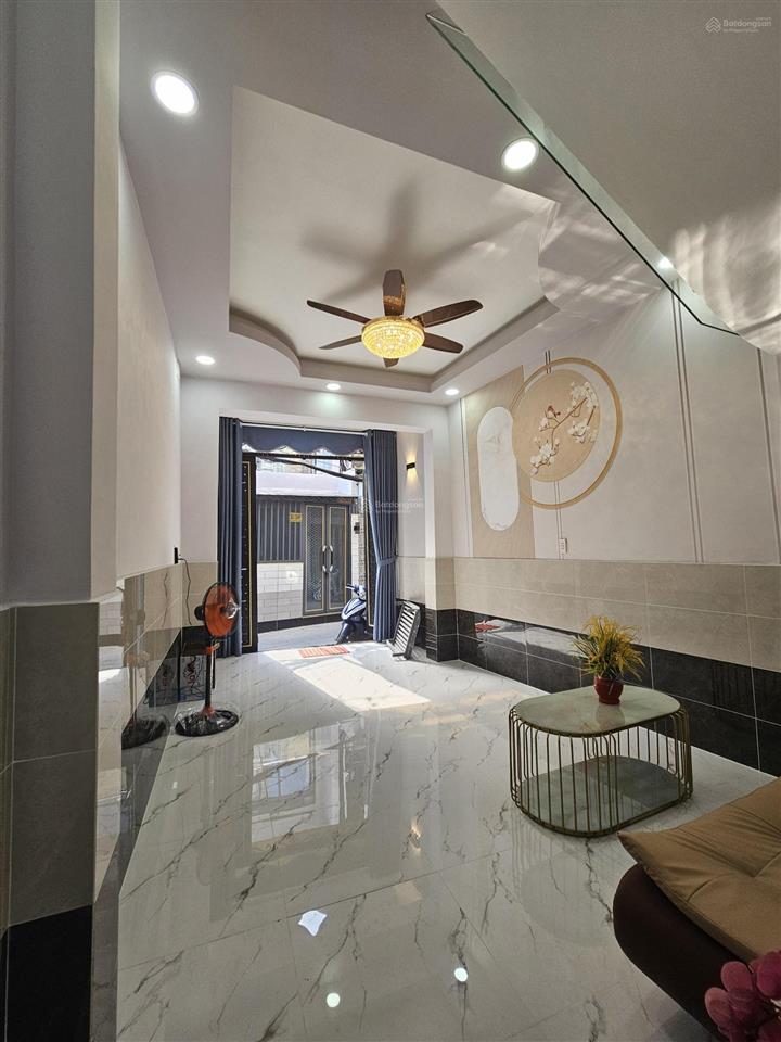 Bán nhà đường bình đông, phường phú định (quận 8 cũ)  nhà đẹp 3 tầng, sổ hồng riêng, giá tốt