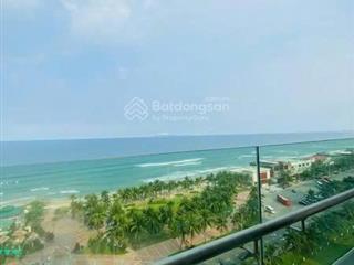 Chủ đi nước ngoài cần bán căn hộ ngay mặt biển