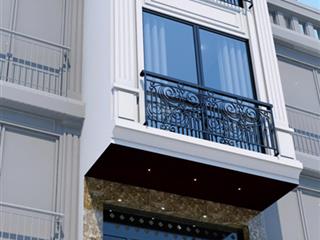 Khu vip ba đình  thang máy xịn ô tô tránh nội thất châu âu