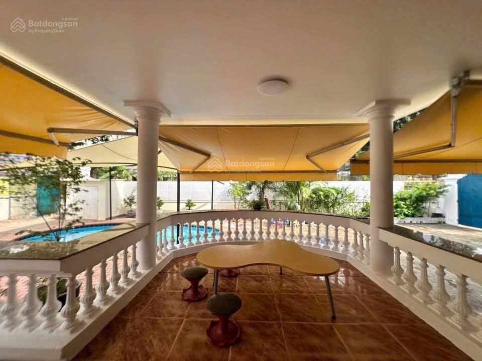 Bán villa góc 2 mặt tiền nguyễn văn hưởng, thảo điền, quận 2  205 tỷ, gần sông sài gòn