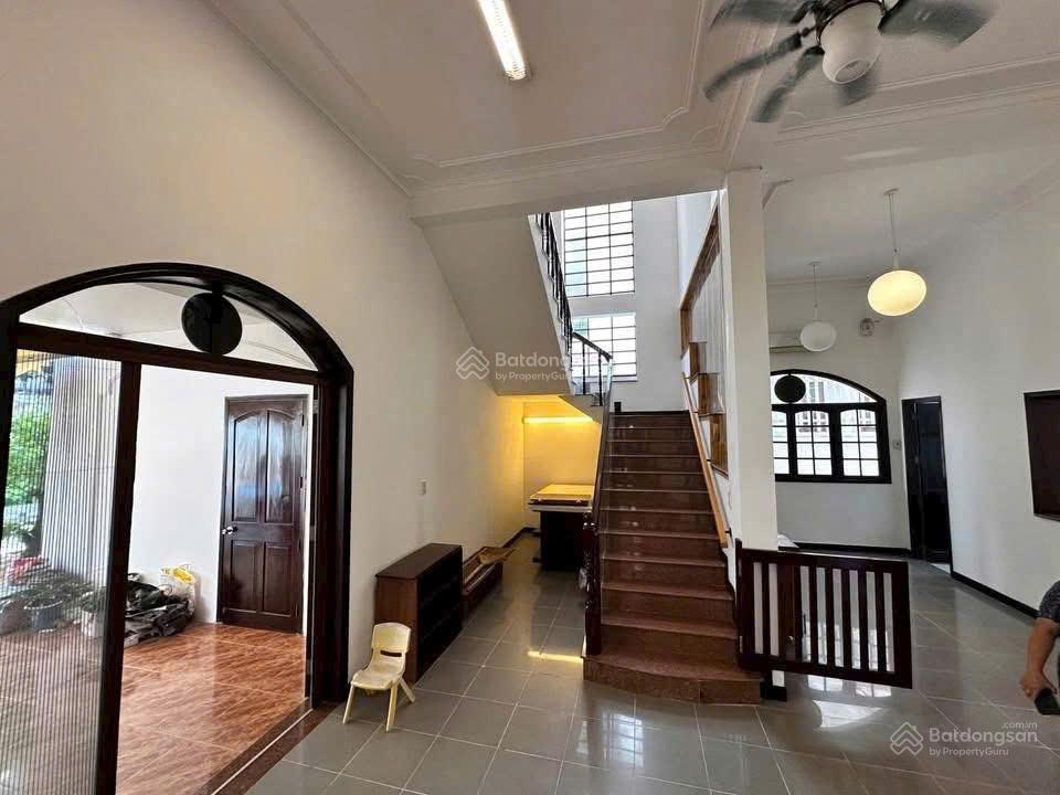 Bán villa góc 2 mặt tiền nguyễn văn hưởng, thảo điền, quận 2  205 tỷ, gần sông sài gòn