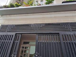 Nhà ngộp cần ra gấp 35m2/3tỷ15 phan đăng lưu,bình thạnh.khu an ninh gần chợ, hxh. 0922 811 *** ngân