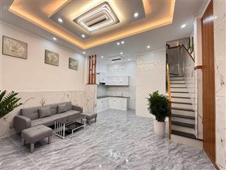 Xoay vốn cần bán nhà 35m2/2tỷ650 hiệp bình, thủ đức, full nội thất, gần chợ, hxh. 0922 811 *** ngân