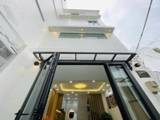 Chính chủ đi định cư nước ngoài bán gấp nhà 3 tầng hoàng sa q10 giá chỉ 2.95 tỷ!