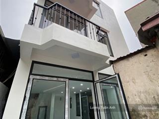 Nhà đẹp tây hồ 89m 4 tầng  mt 4m chỉ hơn 13 tỉ  3 bước ra hồ tây